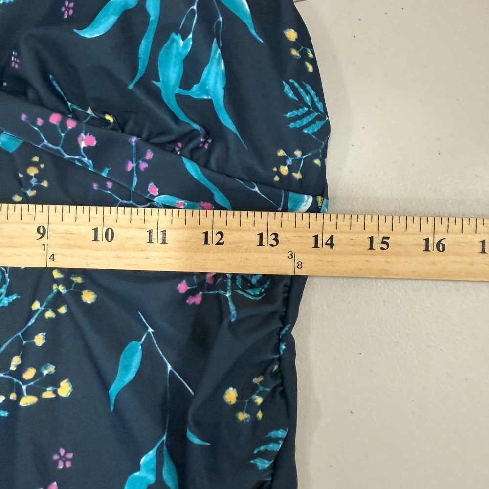 NWT East Elegant Womens Maternity Floral One Piece Swimsuit V-Neck Size M Beach - Picture 6 of 7